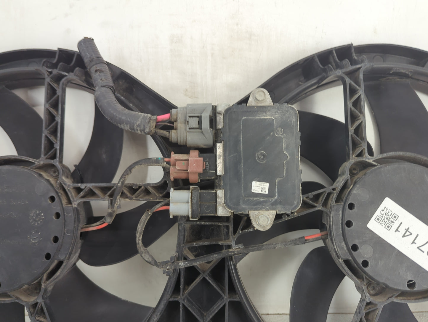 2013-2022 Nissan Pathfinder Electric Radiator Cooling Fan Motor Assembly P/N:214839JA0A Fits OEM Used Auto Parts - Oemusedau