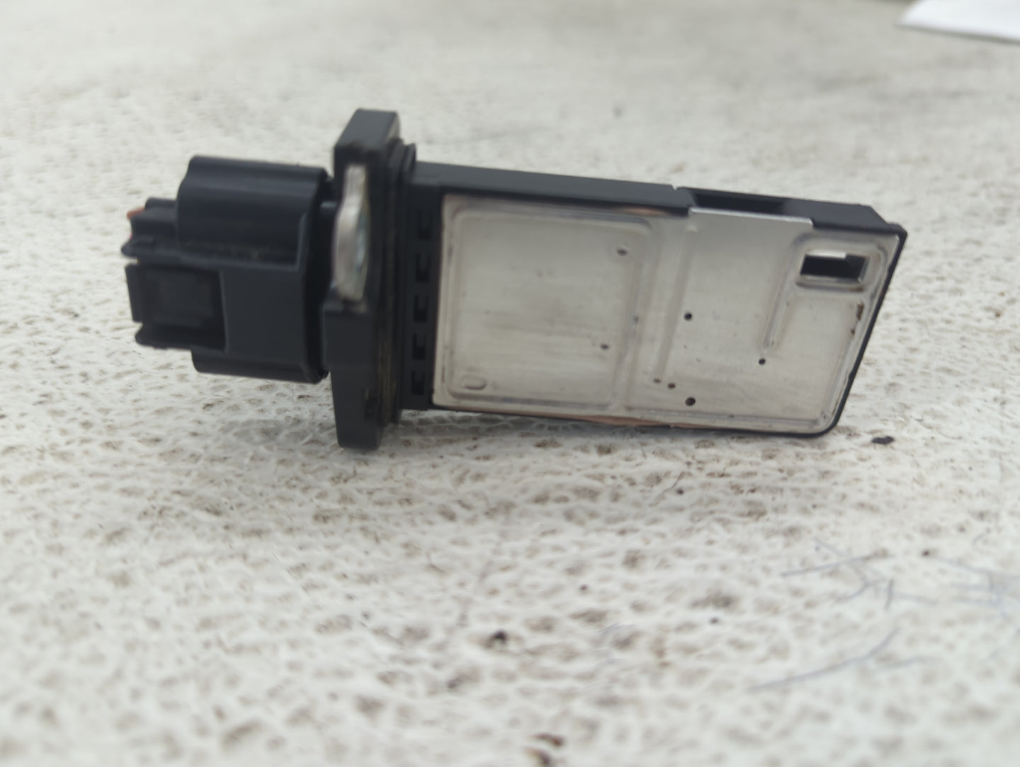 2005-2014 Nissan Pathfinder Mass Air Flow Meter Maf 1488671 - Oemusedautoparts1.com
