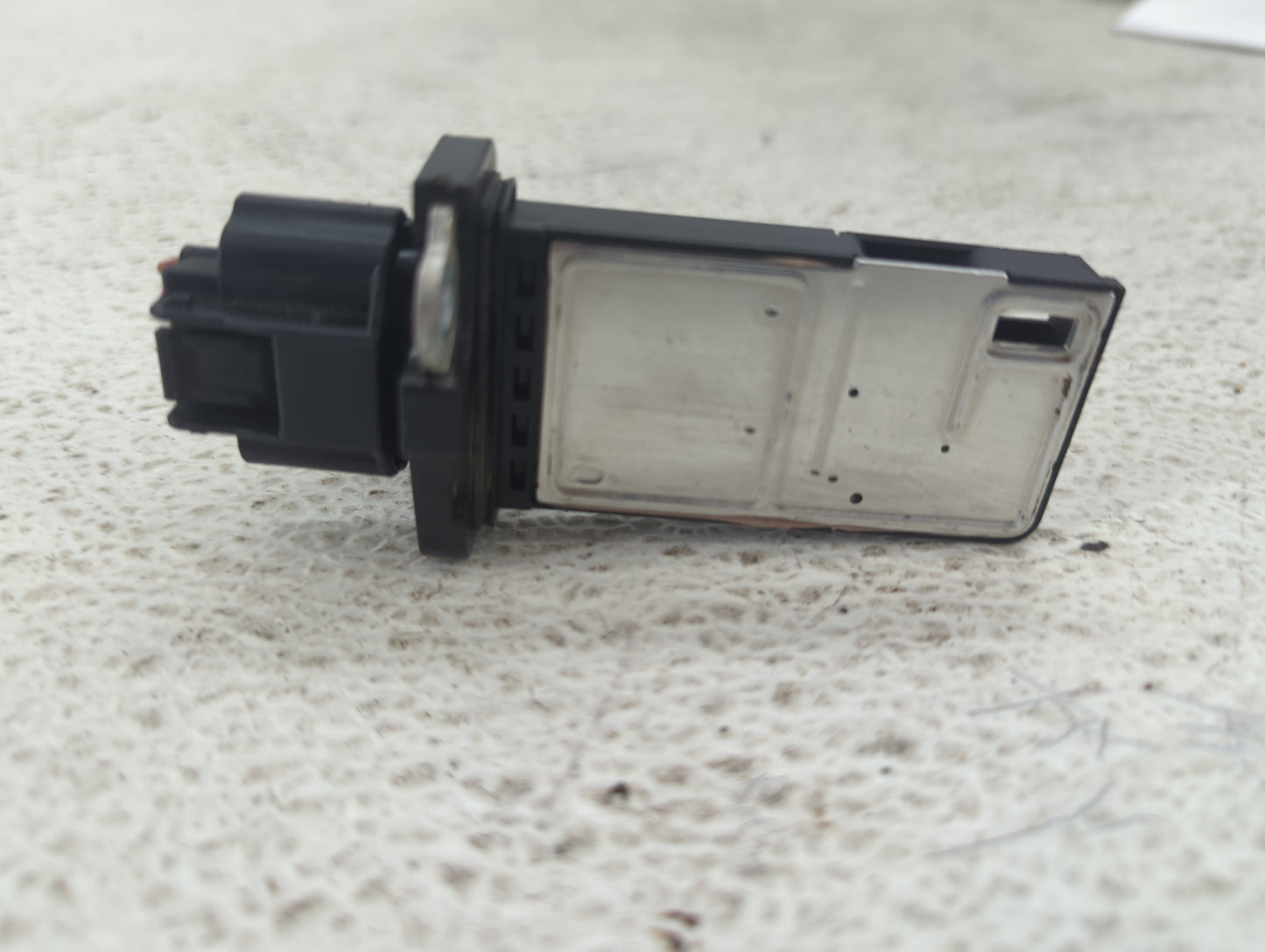 2005-2014 Nissan Pathfinder Mass Air Flow Meter Maf 1488671 - Oemusedautoparts1.com