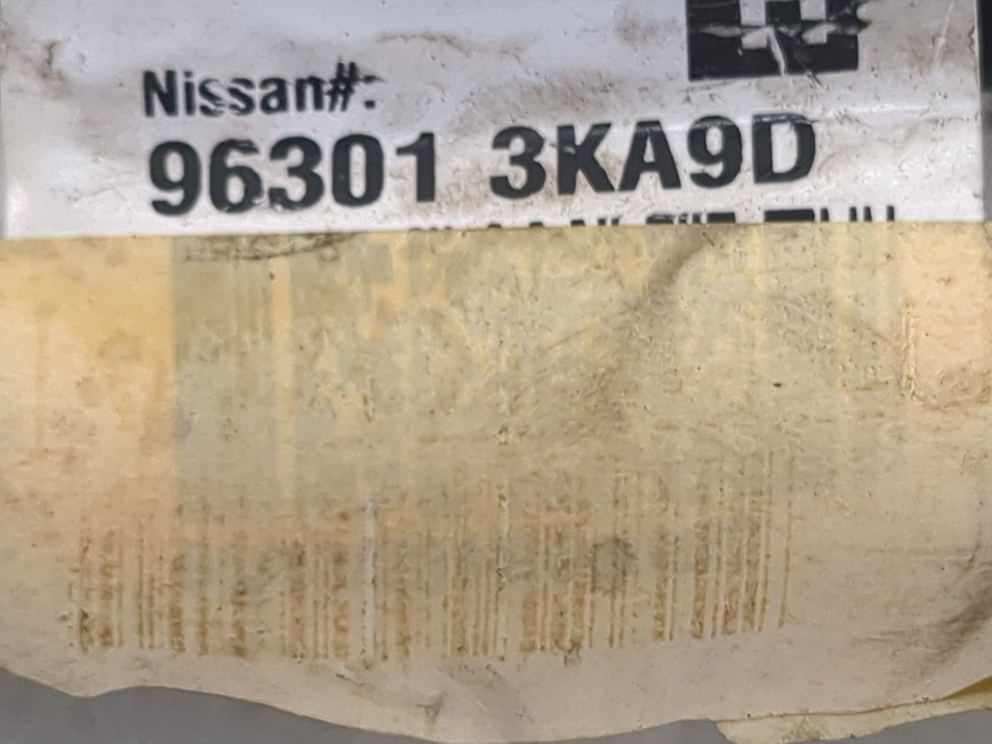 2013-2016 Nissan Pathfinder Passenger Side View Mirror - Right Door Mirror OEM Used - Oemusedautoparts1.com