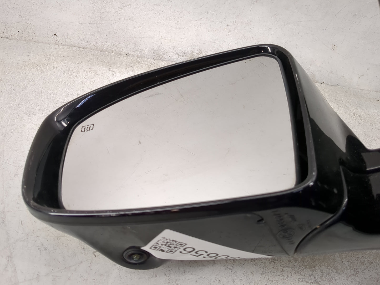 2013-2016 Nissan Pathfinder Driver Side View Mirror - Left Door Mirror OEM Used - Oemusedautoparts1.com