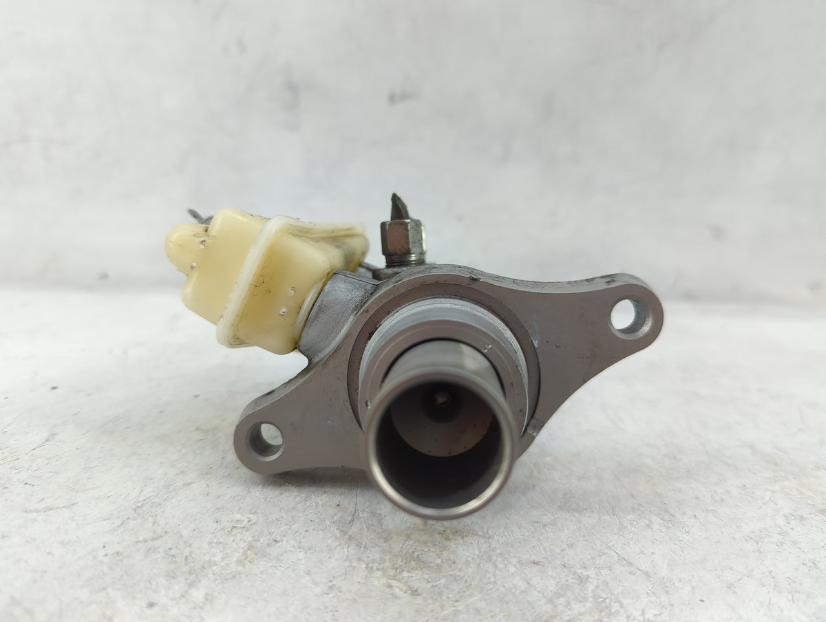 2013-2020 Nissan Pathfinder Brake Master Cylinder 1498868 - Oemusedautoparts1.com