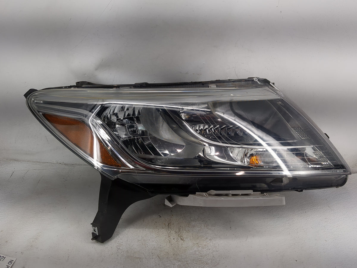 2013 Nissan Pathfinder Passenger Right Oem Head Light Headlight Lamp 1501679 - Oemusedautoparts1.com