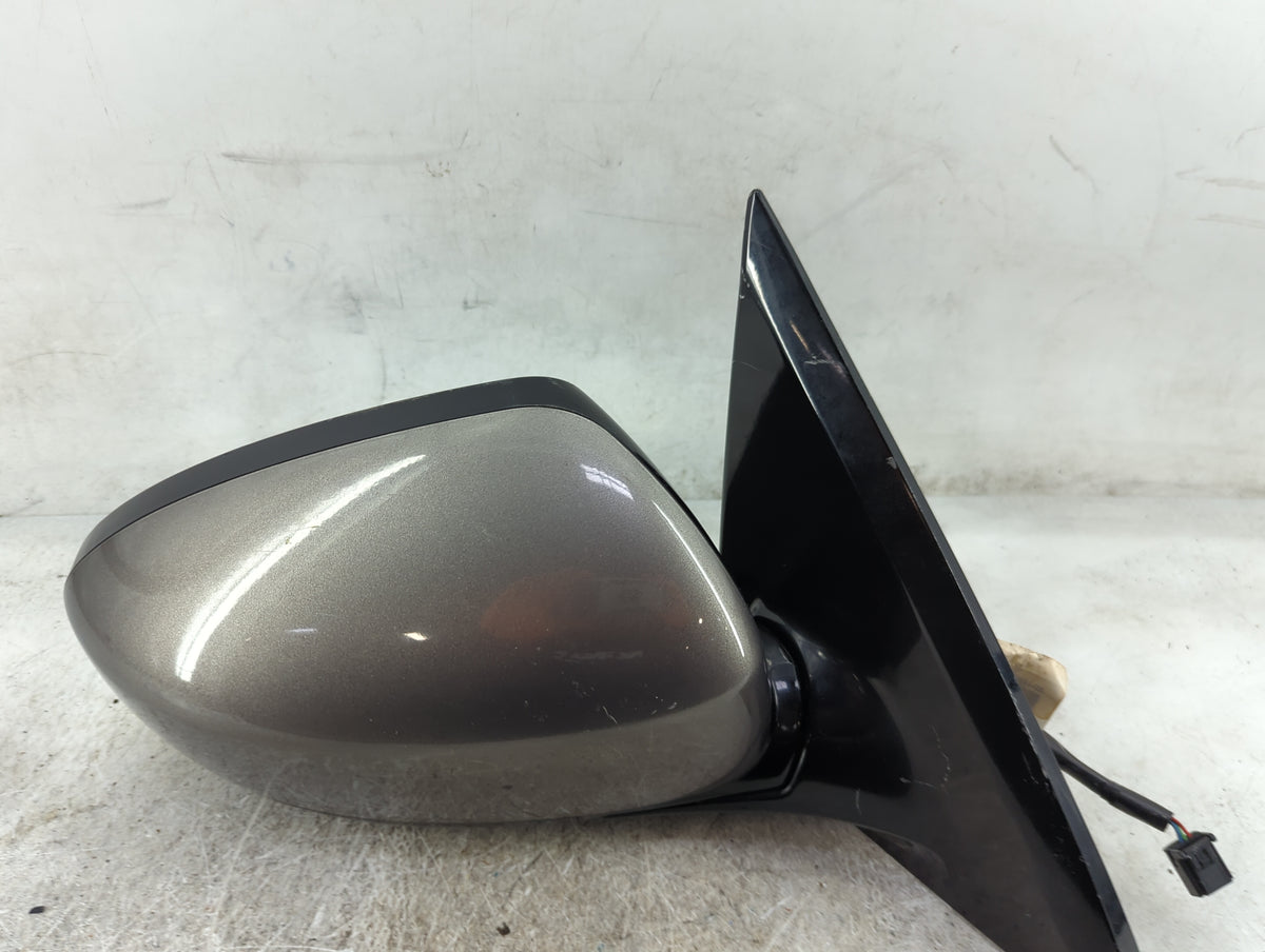 2013-2016 Nissan Pathfinder Passenger Side View Mirror - Right Door Mirror OEM Used - Oemusedautoparts1.com