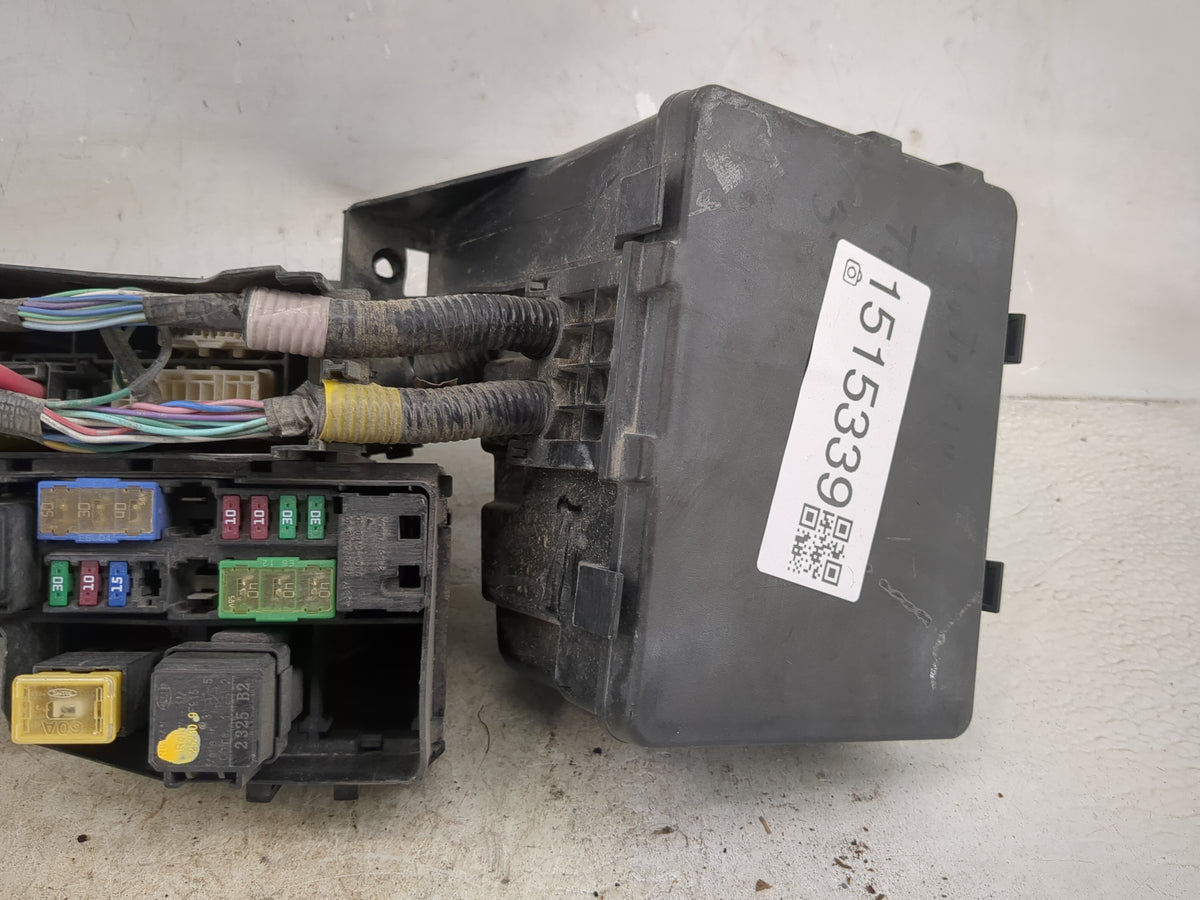 2014 Nissan Pathfinder Fusebox Fuse Box Panel Relay Module Fits OEM Used Auto Parts - Oemusedautoparts1.com