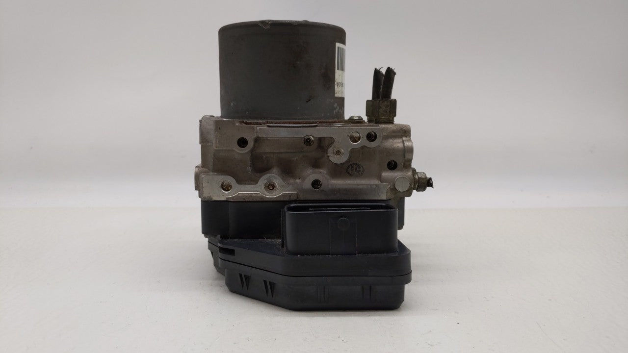 2013-2014 Nissan Pathfinder ABS Pump Control Module Replacement P/N:47660 3KA0A 47660 3KA0B Fits Fits 2013 2014 OEM Used Aut