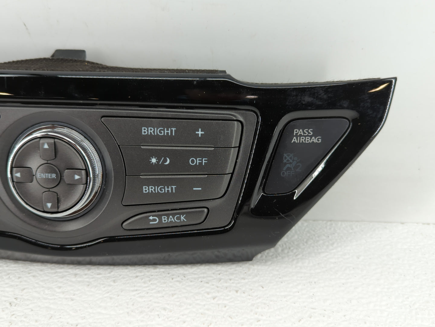 2013-2016 Nissan Pathfinder Information Display Screen - Oemusedautoparts1.com