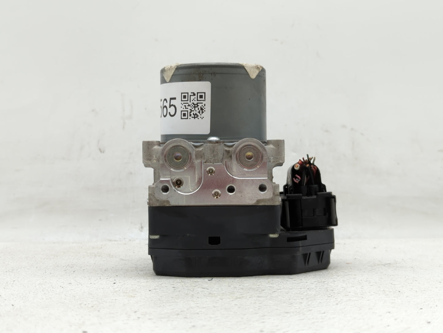 2013-2014 Nissan Pathfinder ABS Pump Control Module Replacement P/N:47660 3KA0A 47660 3KA0B Fits Fits 2013 2014 OEM Used Aut