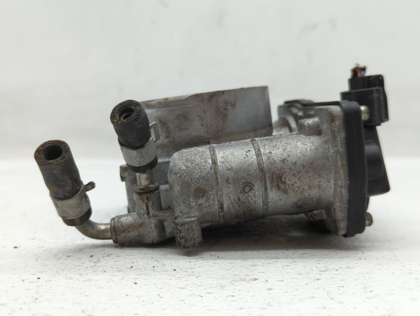 2013-2014 Nissan Pathfinder Throttle Body P/N:526-01 RME70-11, RME60-16 Fits Fits 2007 2008 2009 2010 2011 2012 2013 2014 OE