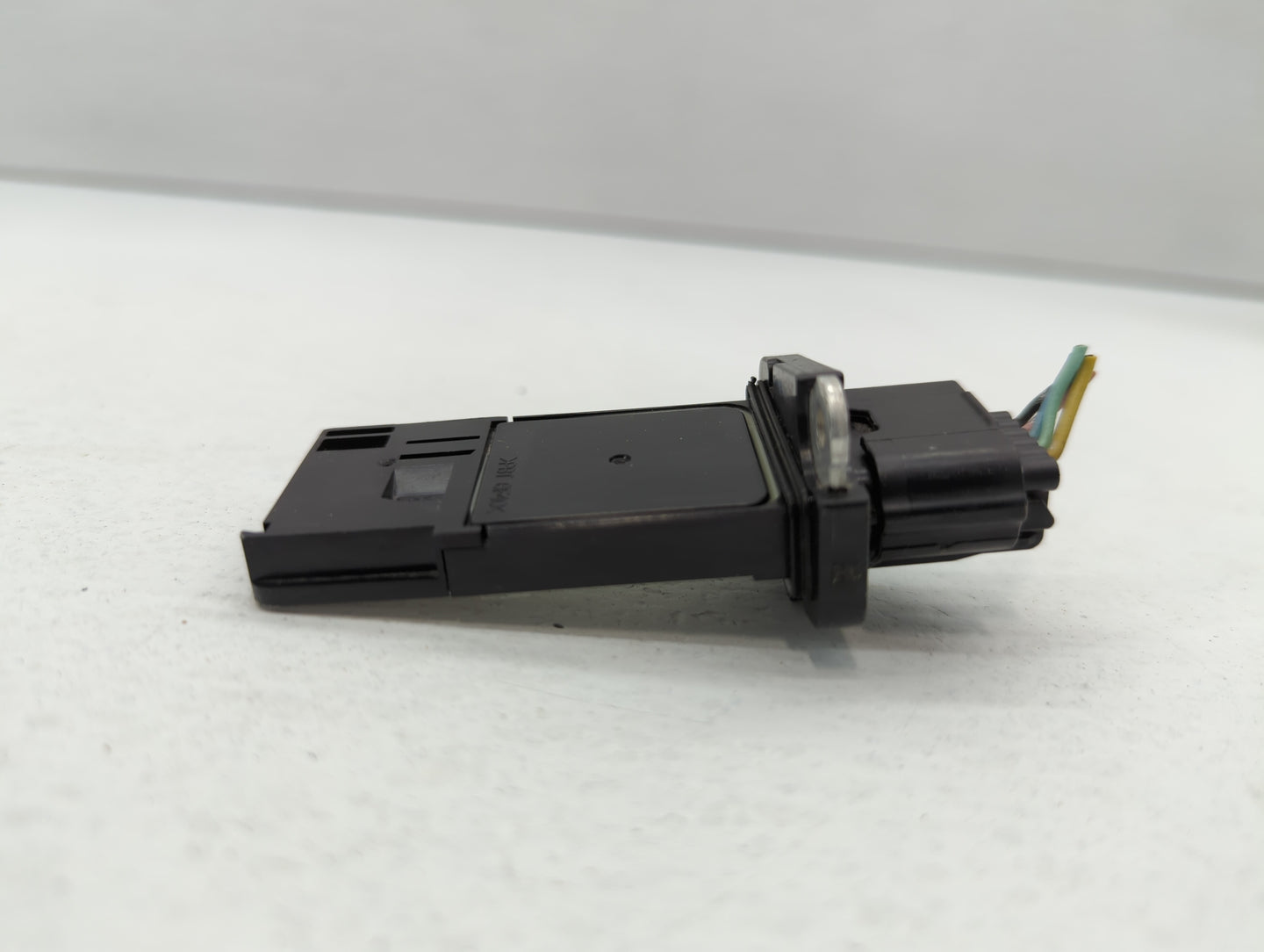 2005-2014 Nissan Pathfinder Mass Air Flow Meter Maf - Oemusedautoparts1.com