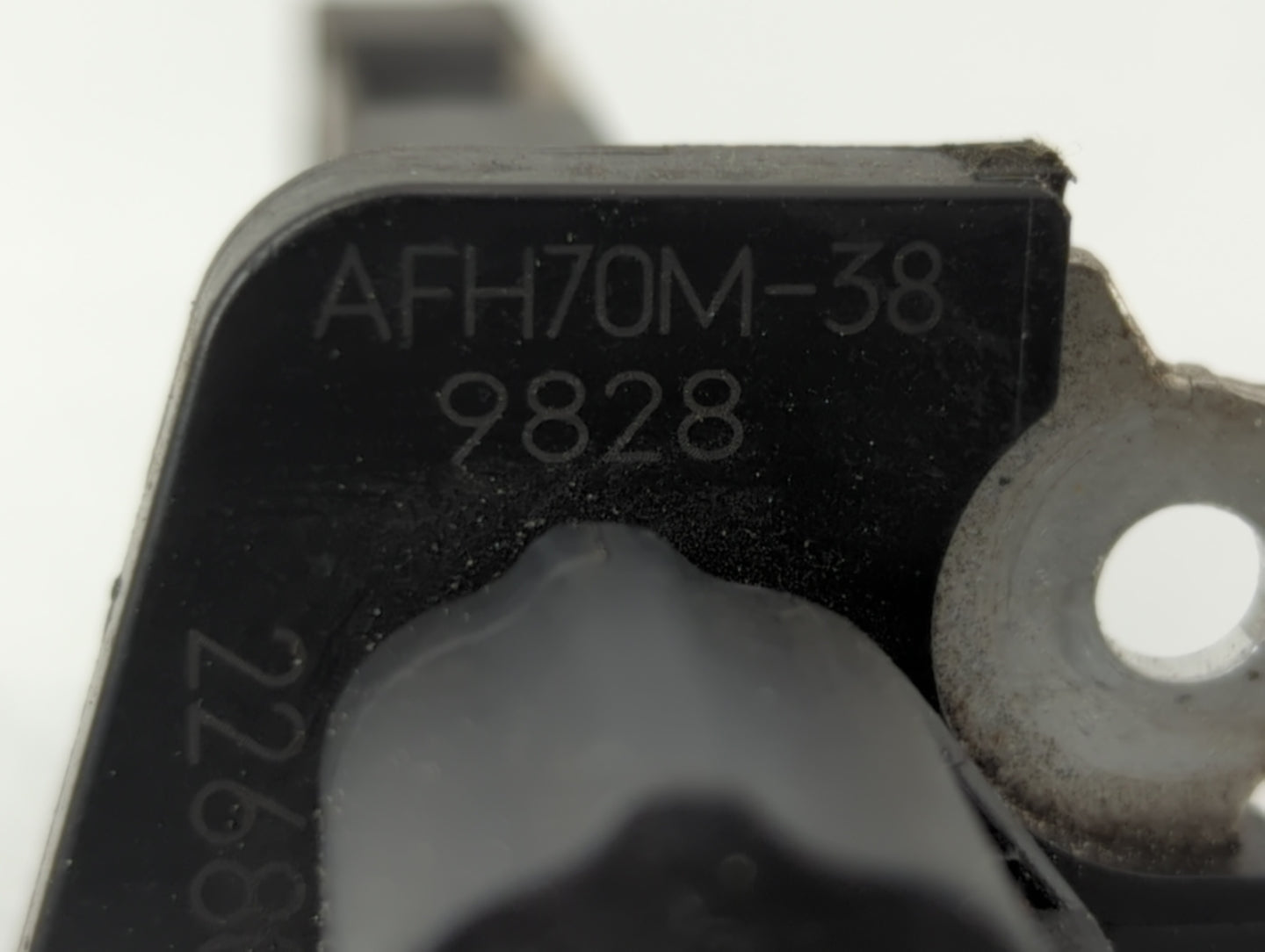 2005-2014 Nissan Pathfinder Mass Air Flow Meter Maf - Oemusedautoparts1.com