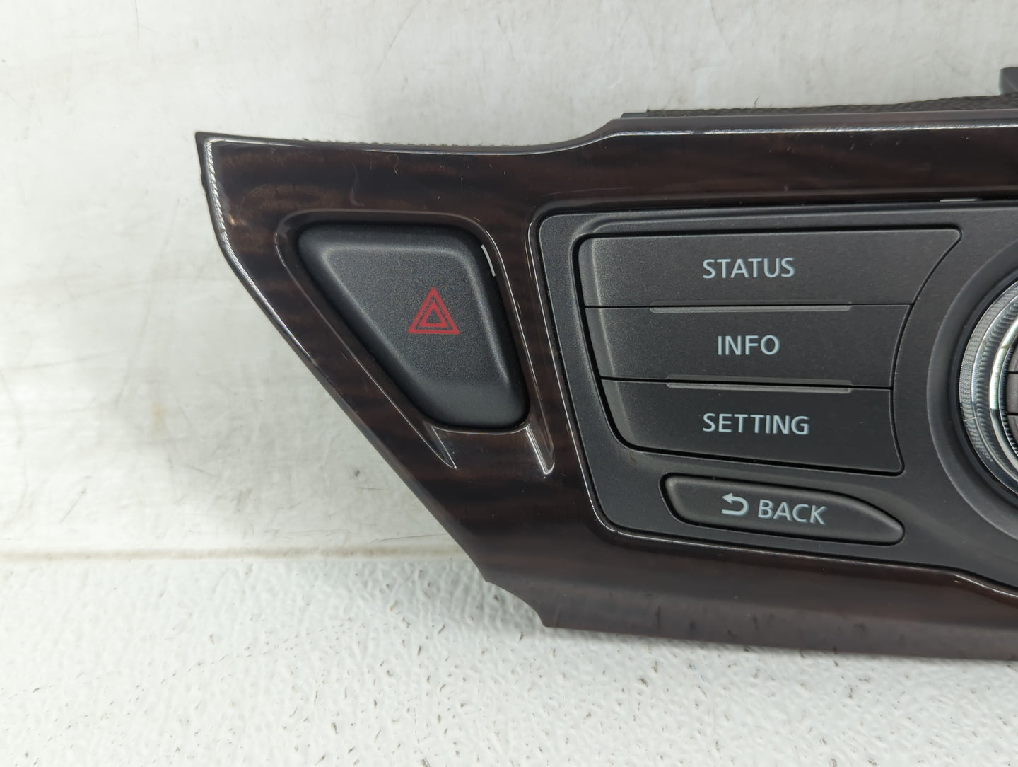 2013-2016 Nissan Pathfinder Information Display Screen - Oemusedautoparts1.com