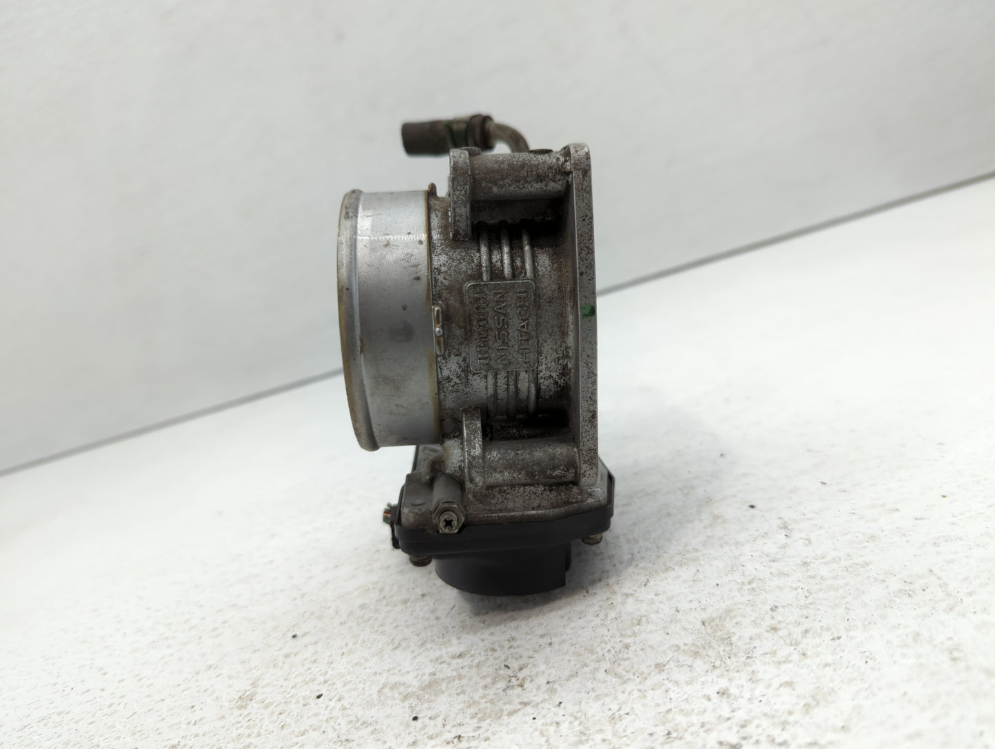 2013-2014 Nissan Pathfinder Throttle Body P/N:526-013909 Fits Fits 2007 2008 2009 2010 2011 2012 2013 2014 OEM Used Auto Par