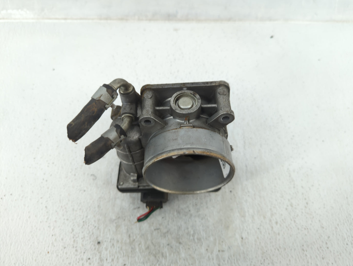 2013-2014 Nissan Pathfinder Throttle Body P/N:RME70-11 Fits Fits 2007 2008 2009 2010 2011 2012 2013 2014 OEM Used Auto Parts