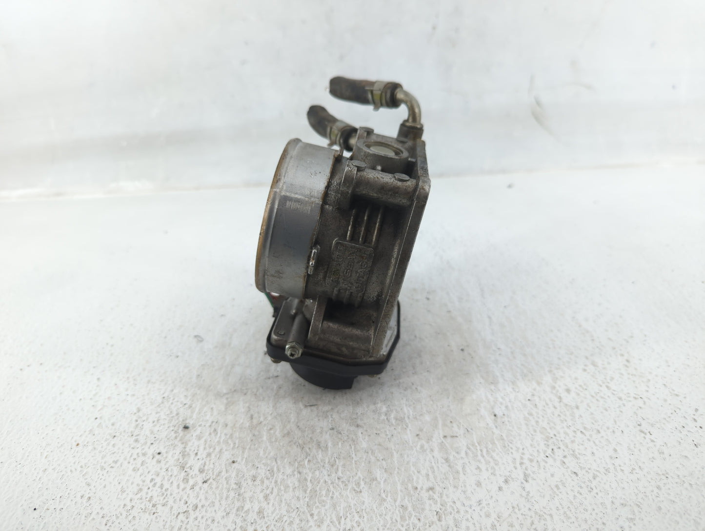 2013-2014 Nissan Pathfinder Throttle Body P/N:RME70-11 Fits Fits 2007 2008 2009 2010 2011 2012 2013 2014 OEM Used Auto Parts