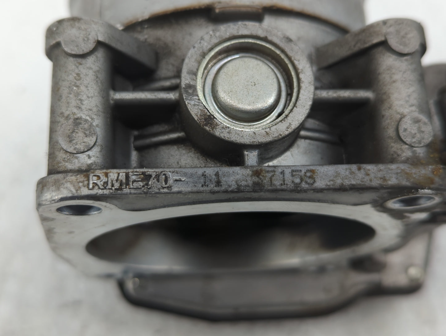 2013-2014 Nissan Pathfinder Throttle Body P/N:RME70-11 Fits Fits 2007 2008 2009 2010 2011 2012 2013 2014 OEM Used Auto Parts