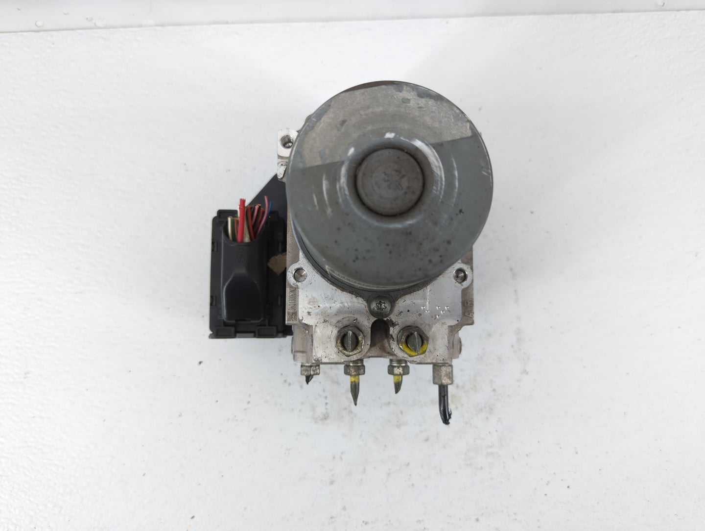 2013-2014 Nissan Pathfinder ABS Pump Control Module Replacement P/N:133800-1240 47660 3KD0A Fits Fits 2013 2014 OEM Used Aut