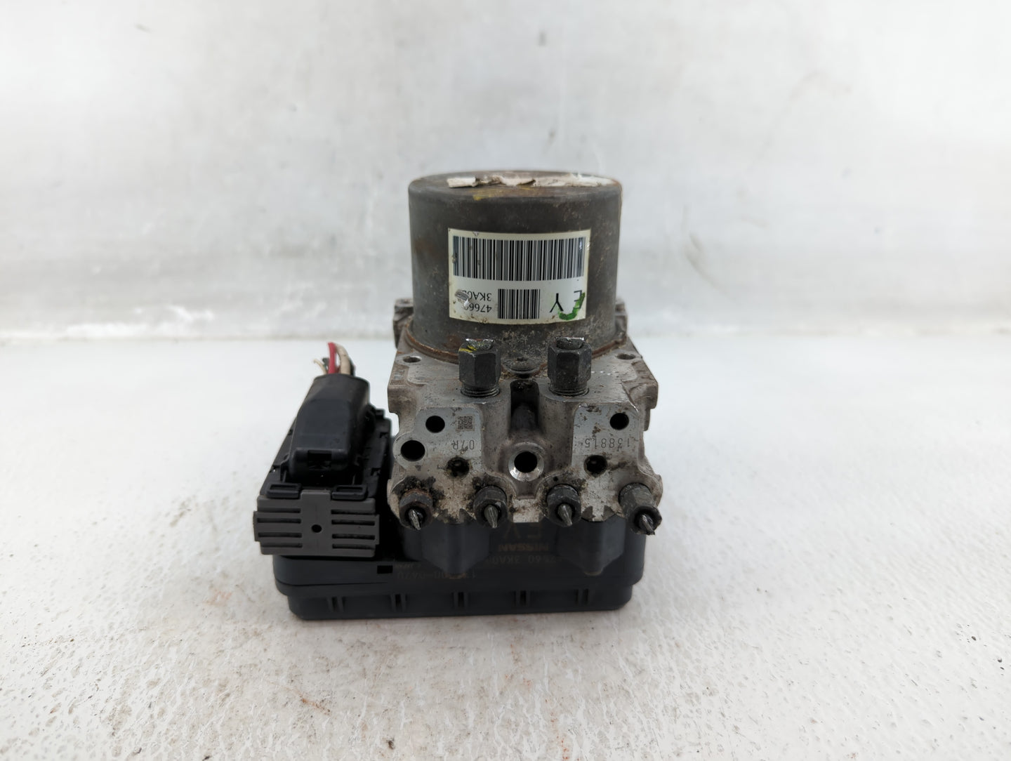 2013-2014 Nissan Pathfinder ABS Pump Control Module Replacement P/N:47660 3KA0 Fits Fits 2013 2014 OEM Used Auto Parts - Oem