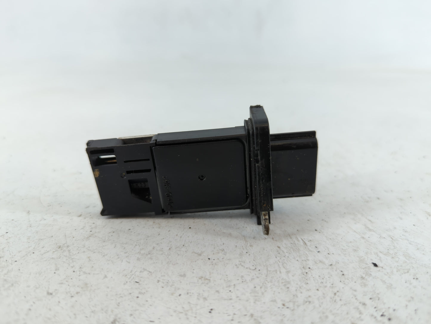 2005-2014 Nissan Pathfinder Mass Air Flow Meter Maf - Oemusedautoparts1.com