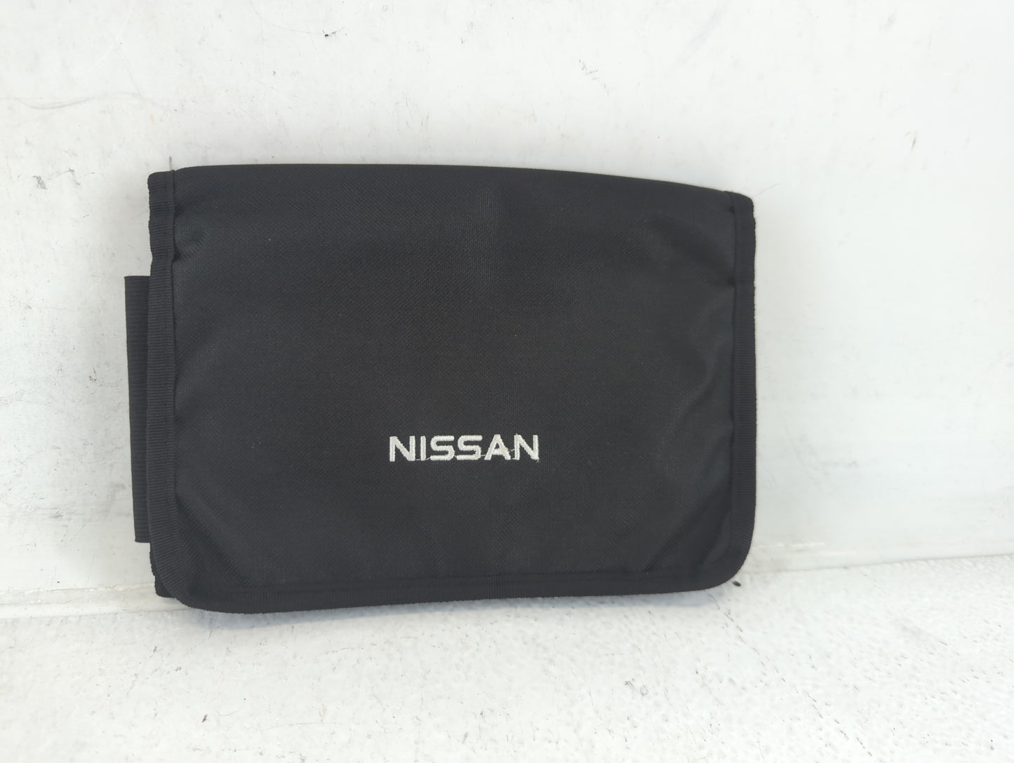 2014 Nissan Pathfinder Owners Manual Book Guide P/N:OM14E 0R52U0 OEM Used Auto Parts - Oemusedautoparts1.com