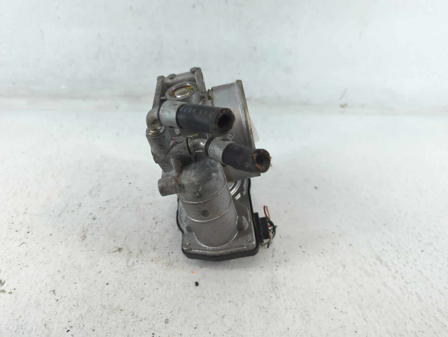 2013-2014 Nissan Pathfinder Throttle Body P/N:3706S RME70-11 Fits Fits 2007 2008 2009 2010 2011 2012 2013 2014 OEM Used Auto