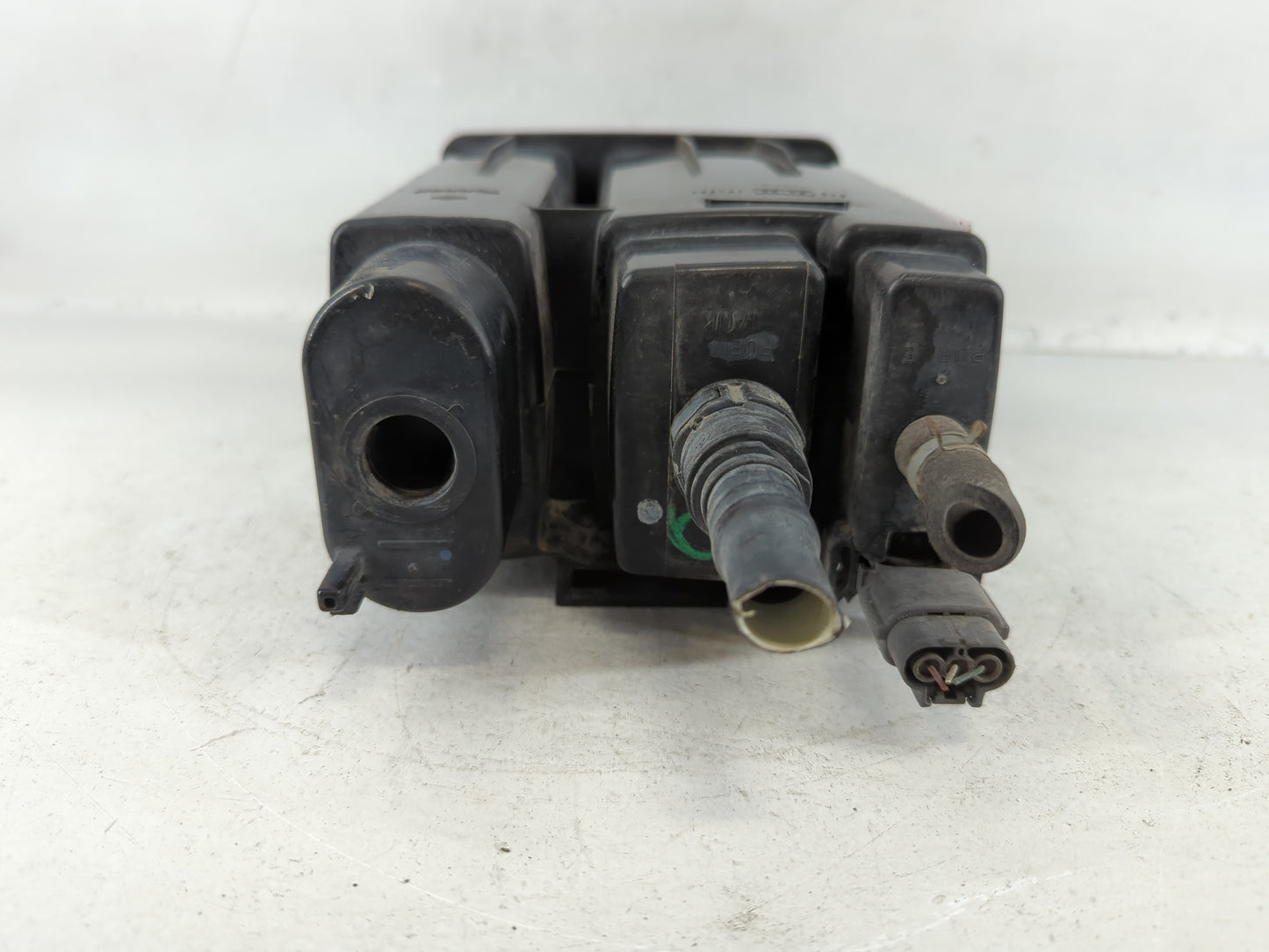 2014 Nissan Pathfinder Fuel Vapor Charcoal Canister - Oemusedautoparts1.com