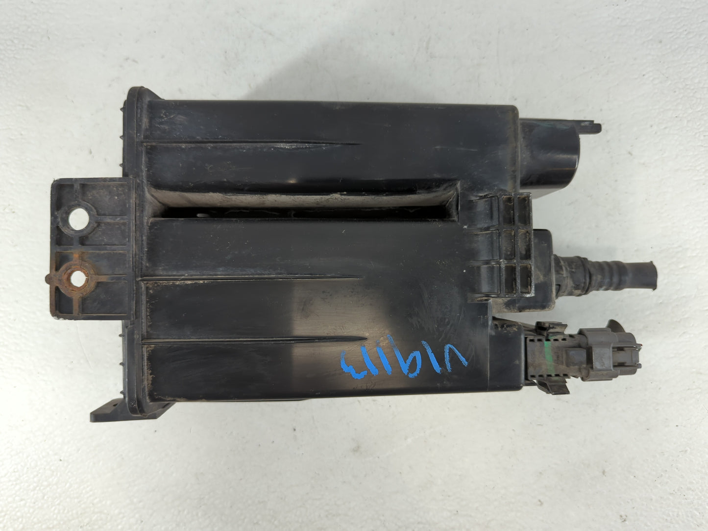 2014 Nissan Pathfinder Fuel Vapor Charcoal Canister 719594 - Oemusedautoparts1.com