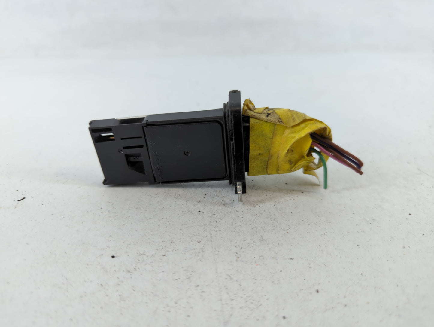 2005-2014 Nissan Pathfinder Mass Air Flow Meter Maf - Oemusedautoparts1.com