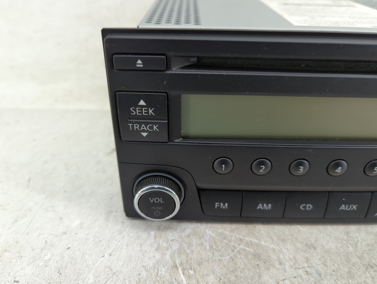 2013-2017 Nissan Quest Radio AM FM Cd Player Receiver Replacement Fits Fits 2013 2014 2015 2016 2017 OEM Used Auto Parts - O