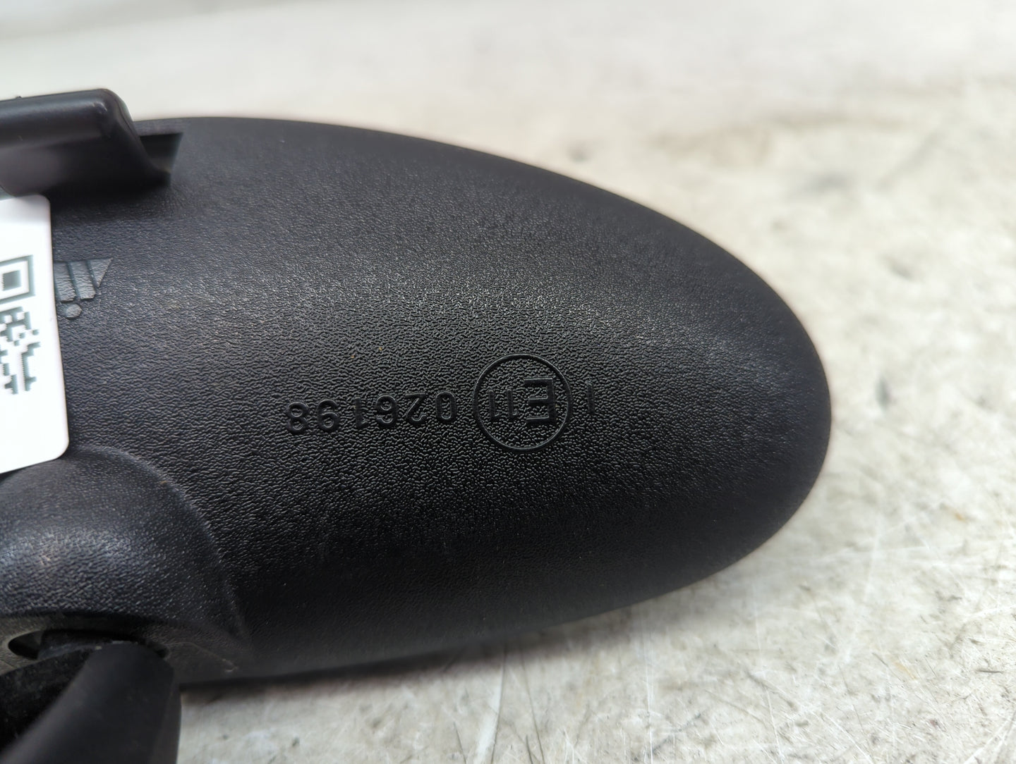 2014 Nissan Quest Interior Rear View Mirror Replacement OEM P/N:E11 026198 Fits OEM Used Auto Parts - Oemusedautoparts1.com