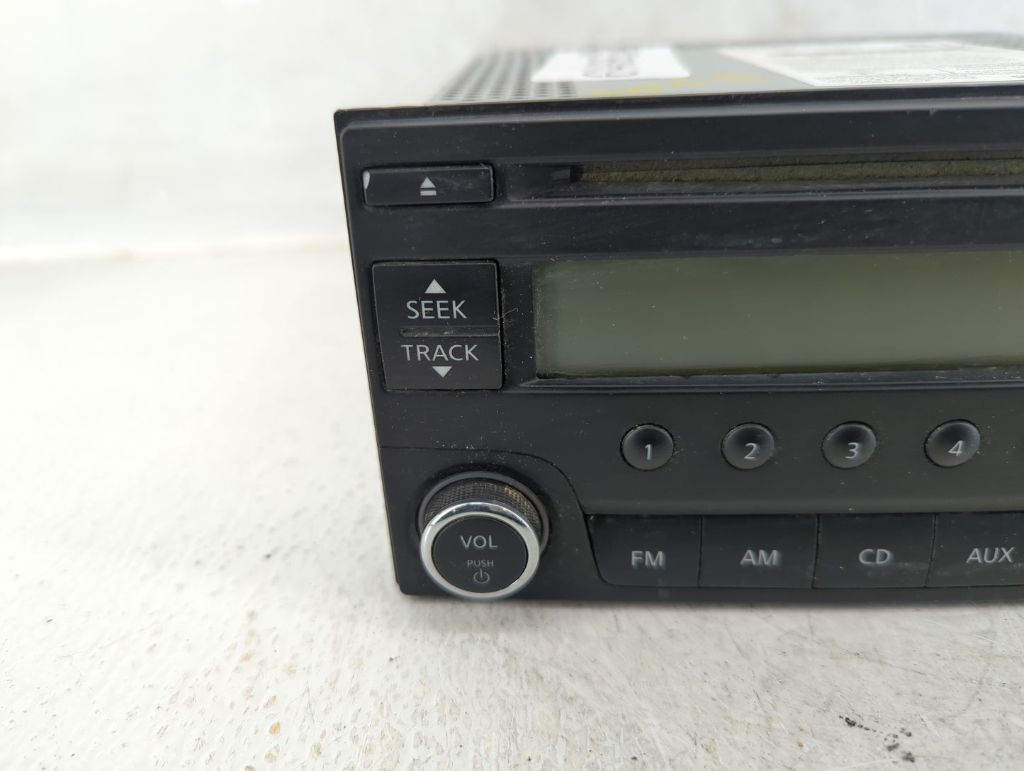 2013-2017 Nissan Quest Am Fm Cd Player Radio Receiver - Oemusedautoparts1.com