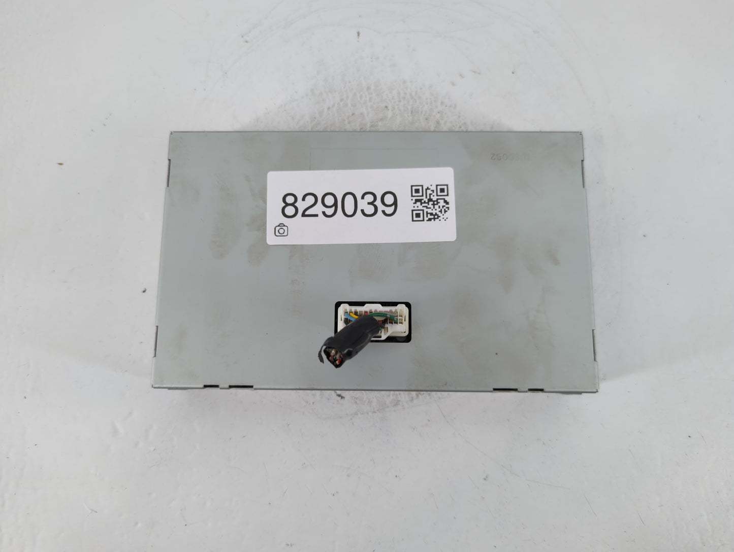 2011-2017 Nissan Quest Information Display Screen - Oemusedautoparts1.com