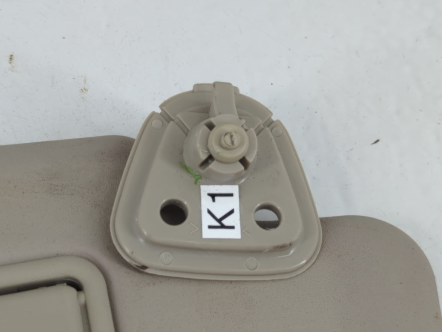 2008-2015 Nissan Rogue Sun Visor Shade Replacement Passenger Right Mirror Fits Fits 2008 2009 2010 2011 2012 2013 2014 2015 
