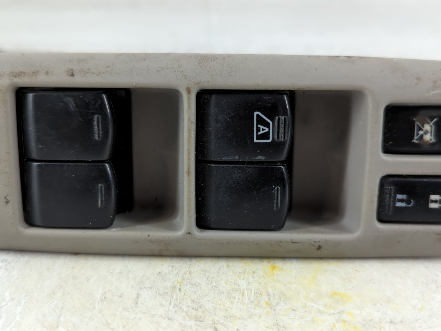 2014-2020 Nissan Rogue Master Power Window Switch Replacement Driver Side Left Fits OEM Used Auto Parts - Oemusedautoparts1.