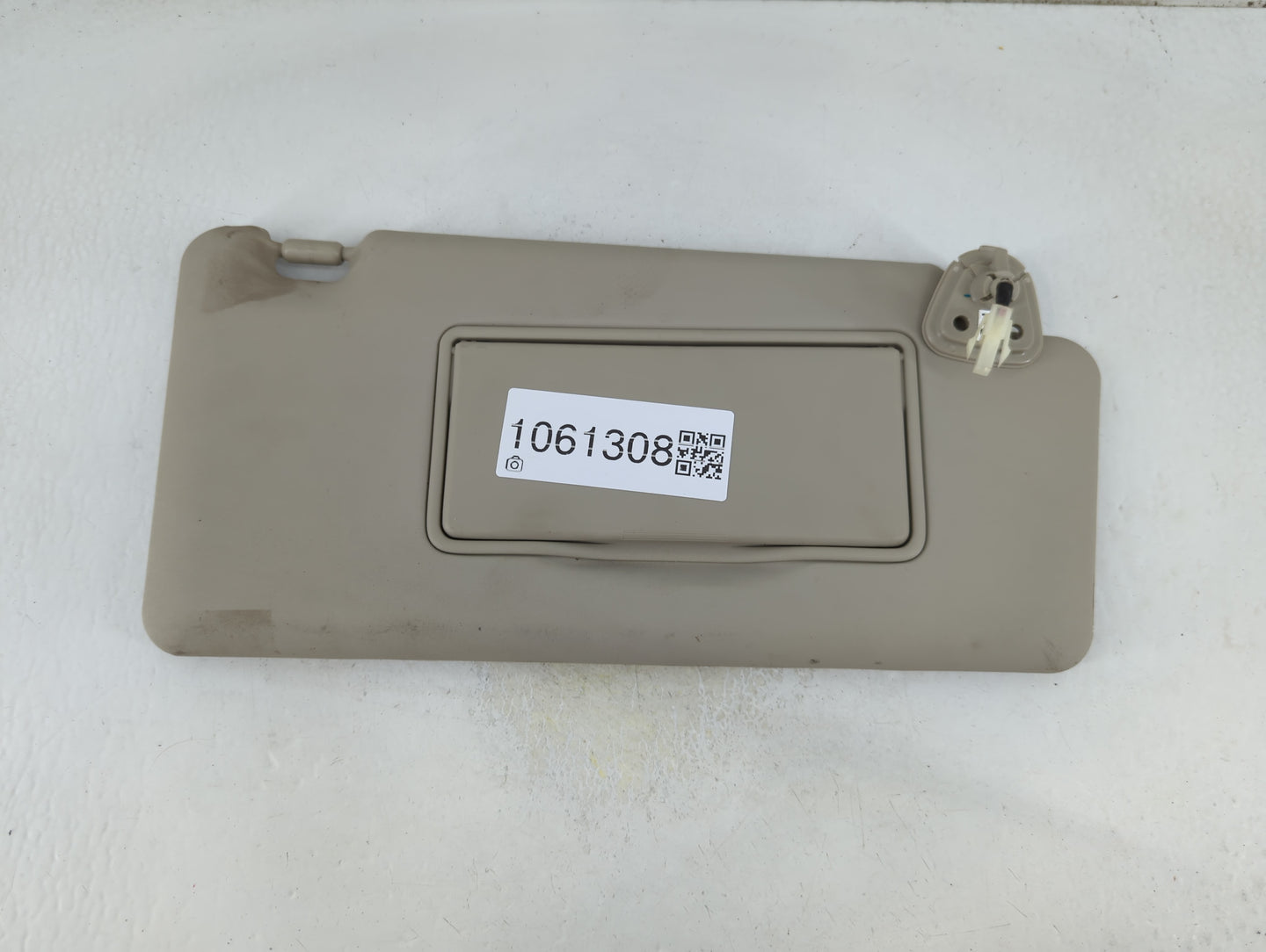 2008-2015 Nissan Rogue Sun Visor Shade Replacement Passenger Right Mirror Fits Fits 2008 2009 2010 2011 2012 2013 2014 2015 