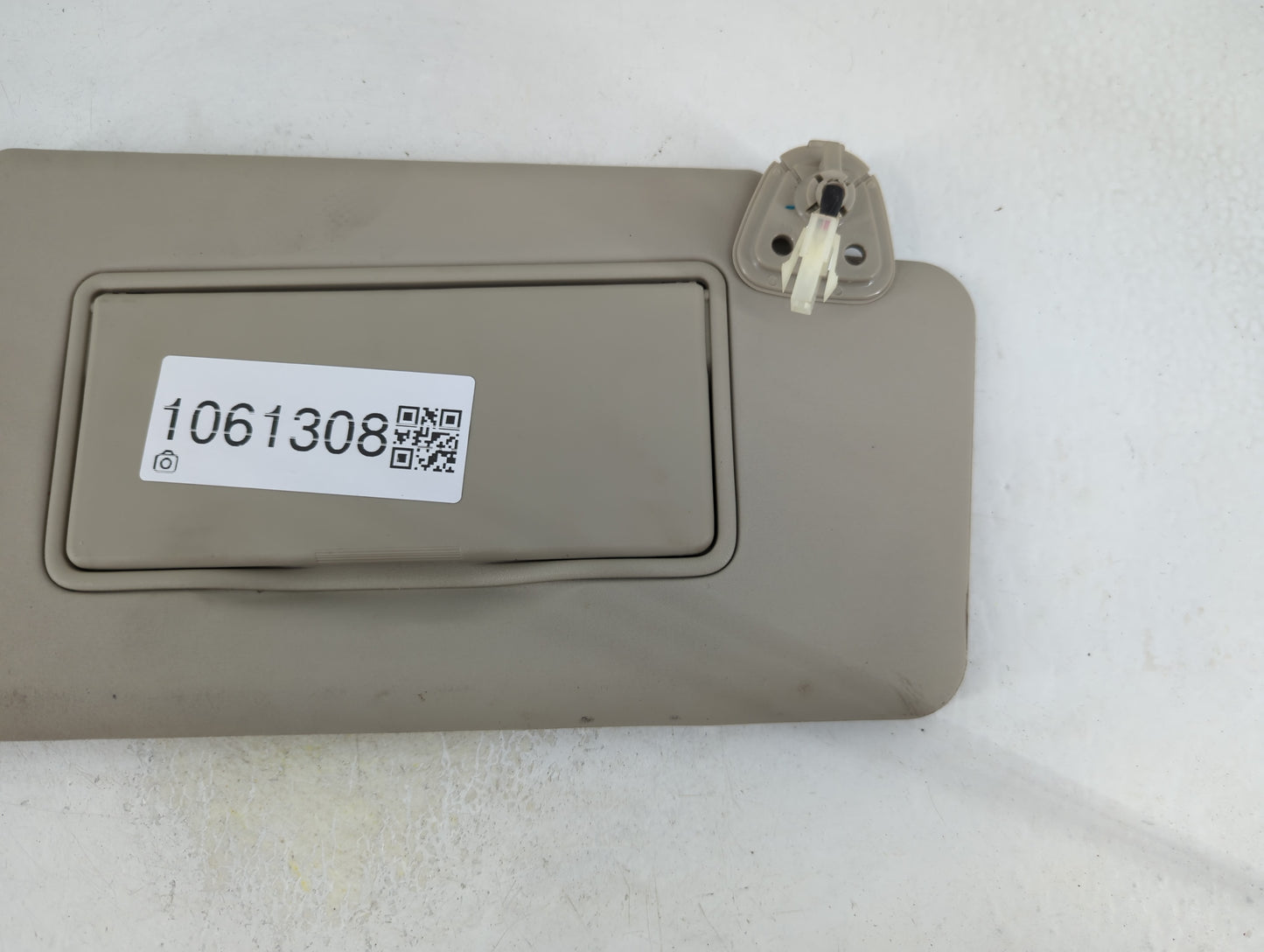 2008-2015 Nissan Rogue Sun Visor Shade Replacement Passenger Right Mirror Fits Fits 2008 2009 2010 2011 2012 2013 2014 2015 