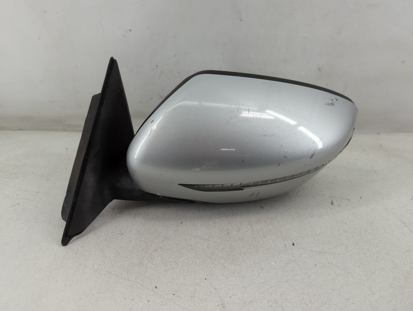 2014-2016 Nissan Rogue Driver Side View Mirror - Left Door Mirror OEM Used - Oemusedautoparts1.com