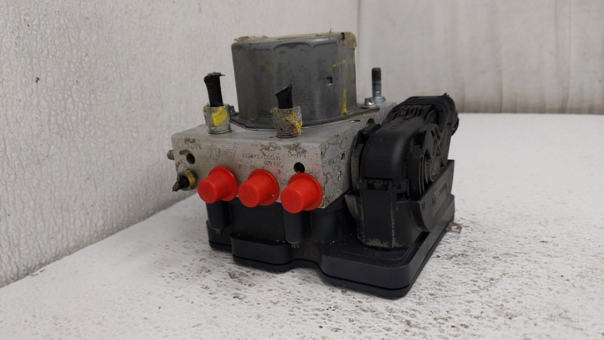 2014-2015 Nissan Rogue ABS Pump Control Module Replacement P/N:2265106527 Fits Fits 2014 2015 OEM Used Auto Parts - Oemuseda