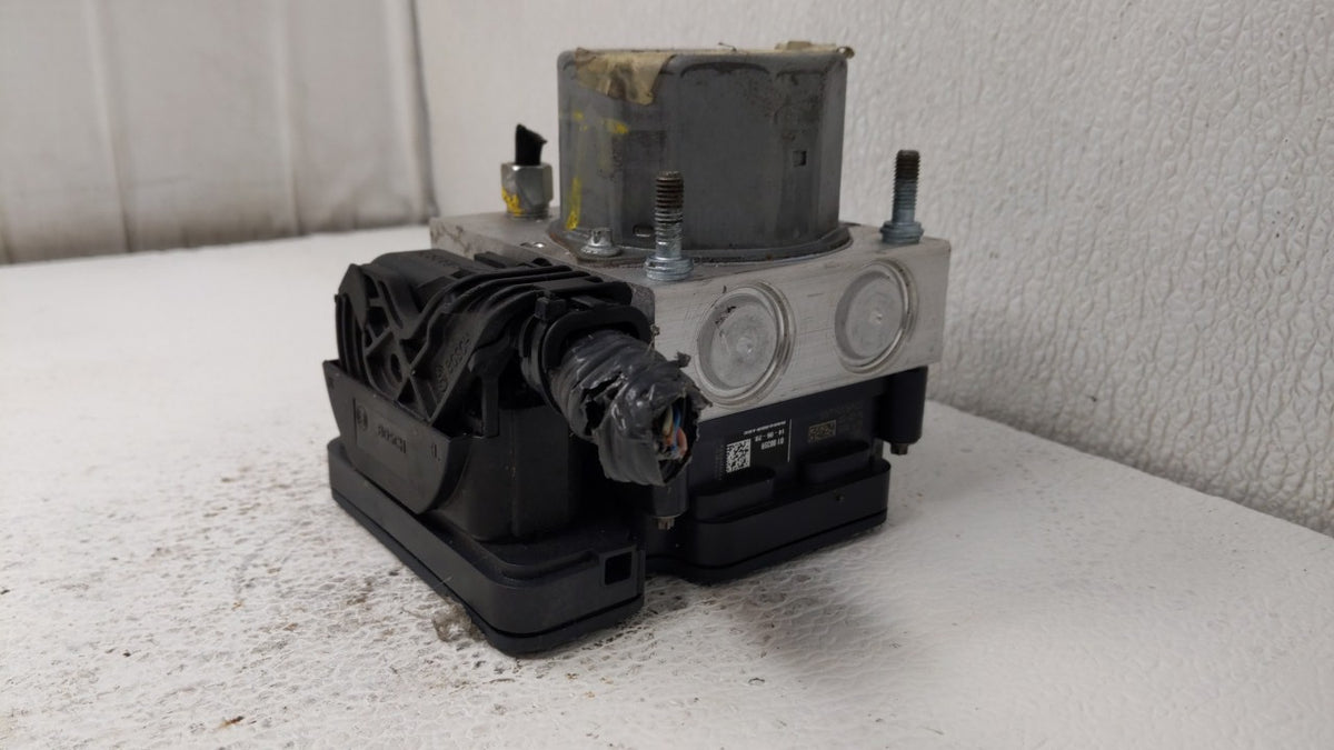2014-2015 Nissan Rogue ABS Pump Control Module Replacement P/N:2265106527 Fits Fits 2014 2015 OEM Used Auto Parts - Oemuseda