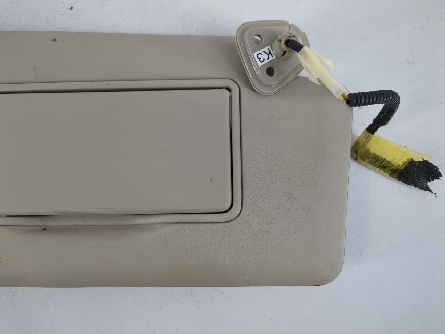 2008-2015 Nissan Rogue Sun Visor Shade Replacement Passenger Right Mirror Fits Fits 2008 2009 2010 2011 2012 2013 2014 2015 