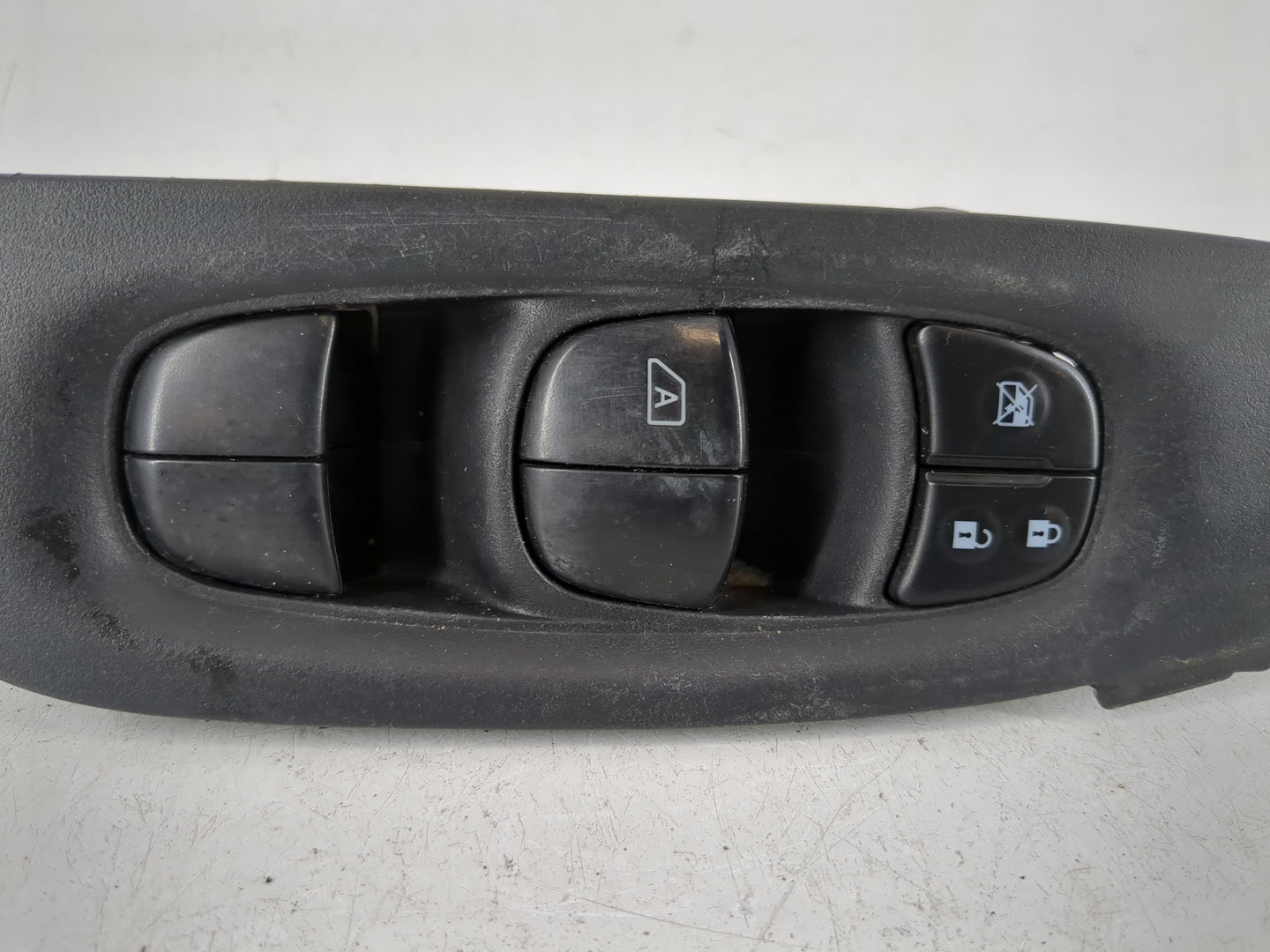 2011-2015 Nissan Rogue Master Power Window Switch Replacement Driver Side Left P/N:25401 4BA5A Fits Fits 2011 2012 2013 2014