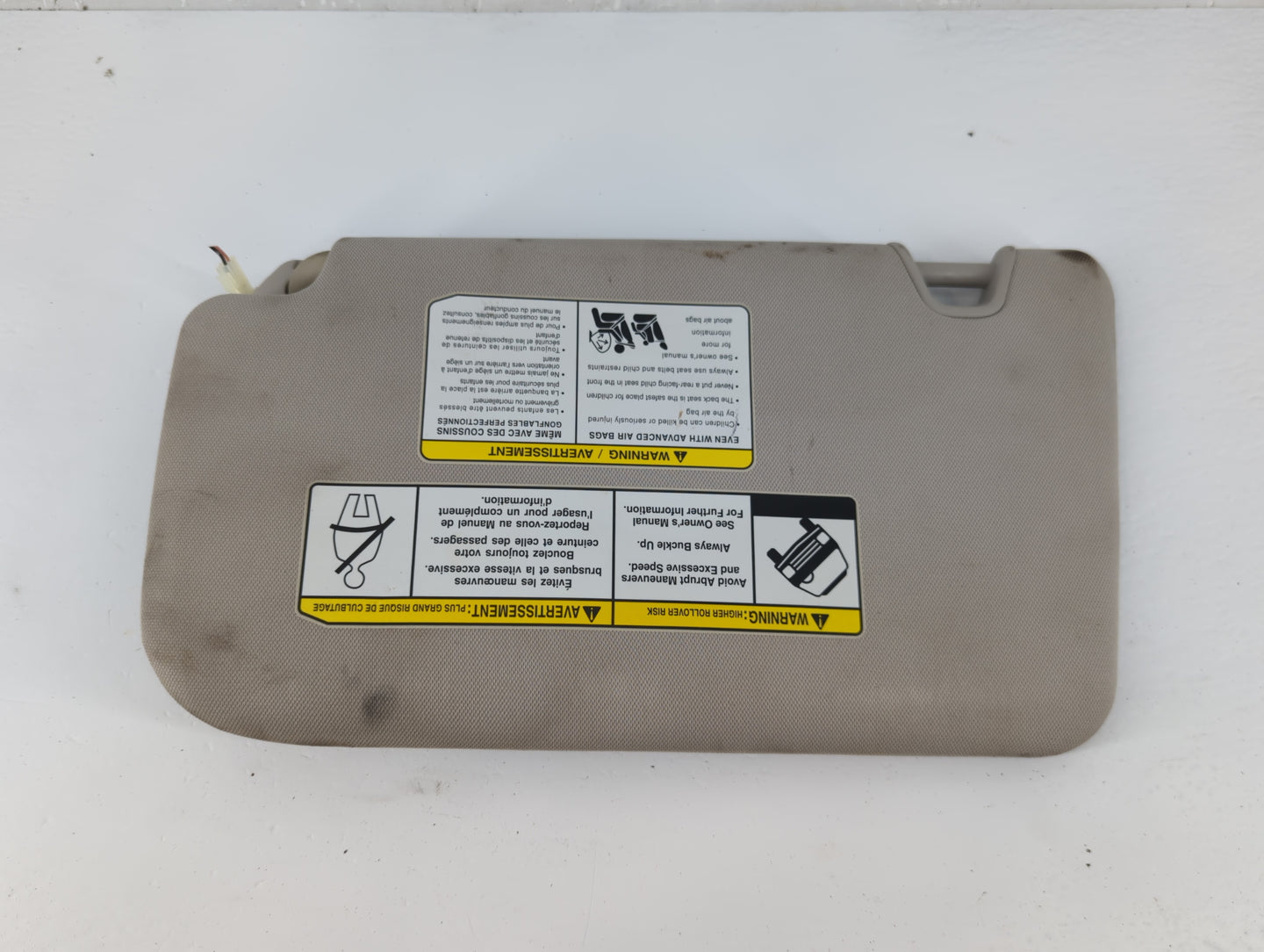2014-2017 Nissan Rogue Sun Visor Shade Replacement Passenger Right Mirror Fits Fits 2014 2015 2016 2017 OEM Used Auto Parts 