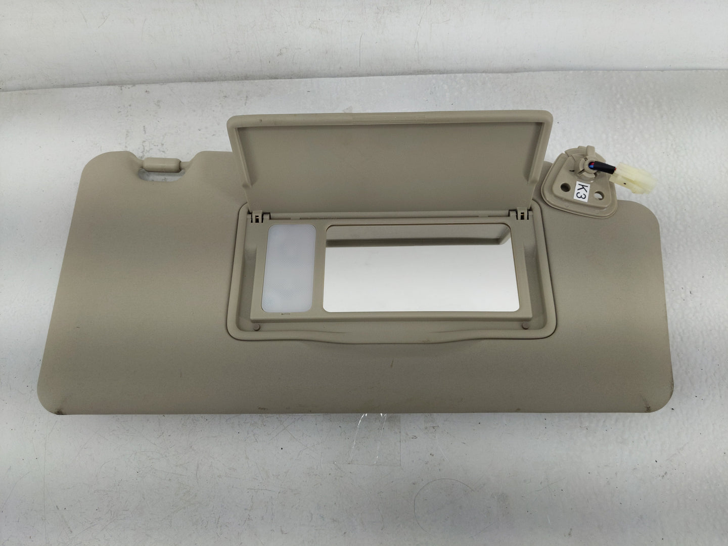 2008-2015 Nissan Rogue Sun Visor Shade Replacement Passenger Right Mirror Fits Fits 2008 2009 2010 2011 2012 2013 2014 2015 