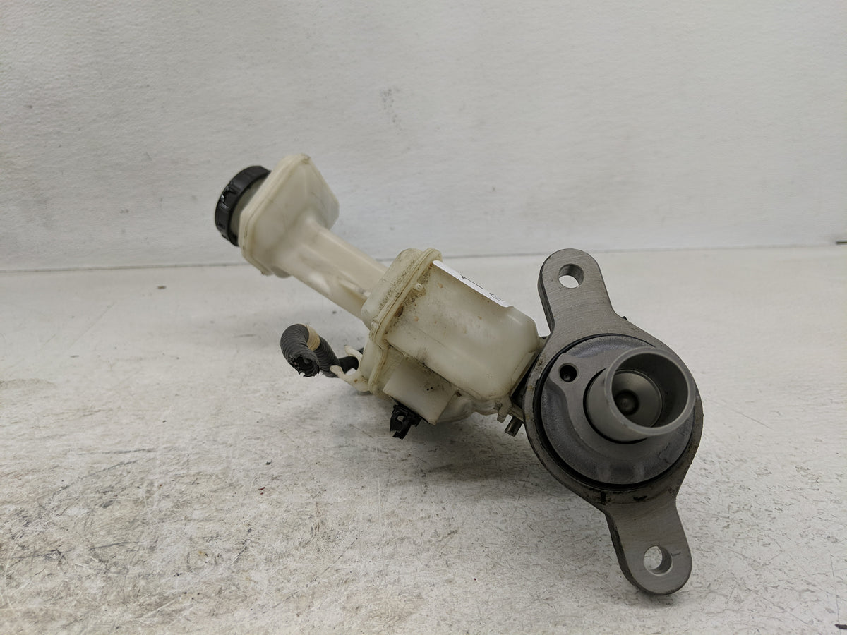 2014 Nissan Rogue PCM Engine Control Computer ECU ECM PCU OEM OEM Used Auto Parts - Oemusedautoparts1.com