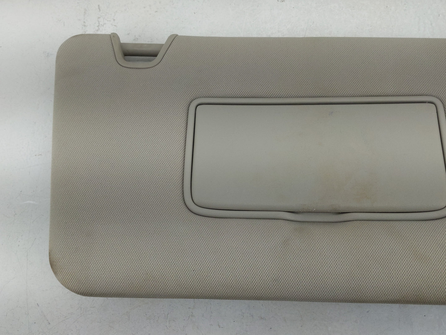 2014-2017 Nissan Rogue Sun Visor Shade Replacement Passenger Right Mirror Fits Fits 2014 2015 2016 2017 OEM Used Auto Parts 