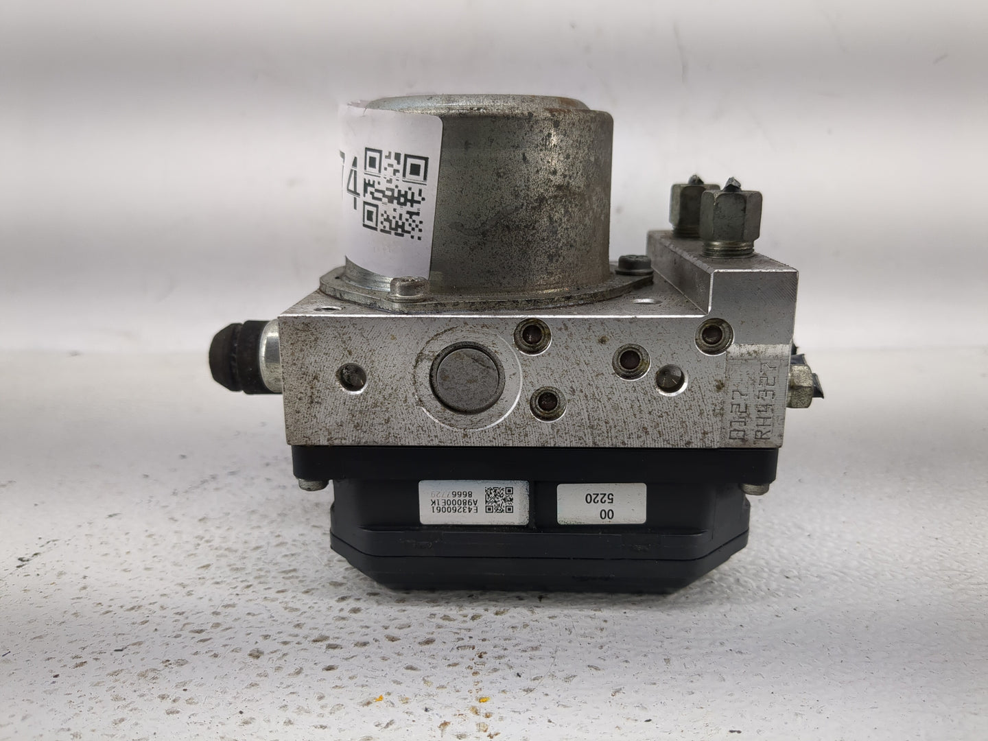 2012-2015 Nissan Rogue ABS Pump Control Module Replacement P/N:TD8405 Fits Fits 2012 2013 2014 2015 OEM Used Auto Parts - Oe