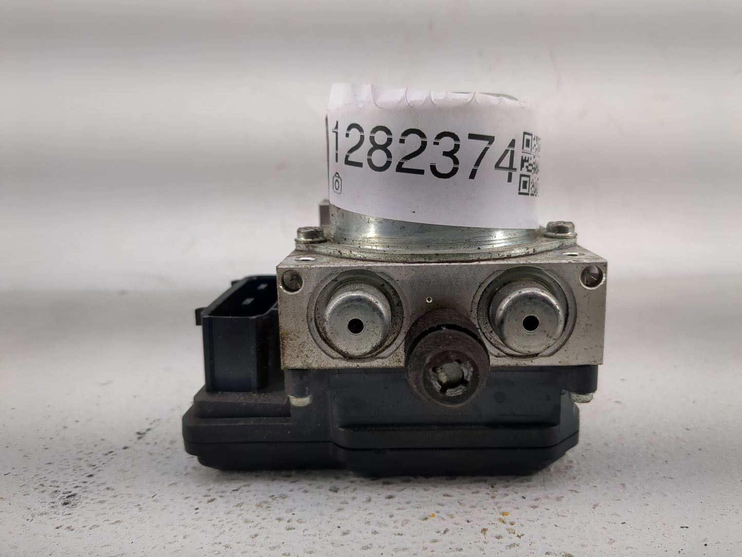 2012-2015 Nissan Rogue ABS Pump Control Module Replacement P/N:TD8405 Fits Fits 2012 2013 2014 2015 OEM Used Auto Parts - Oe