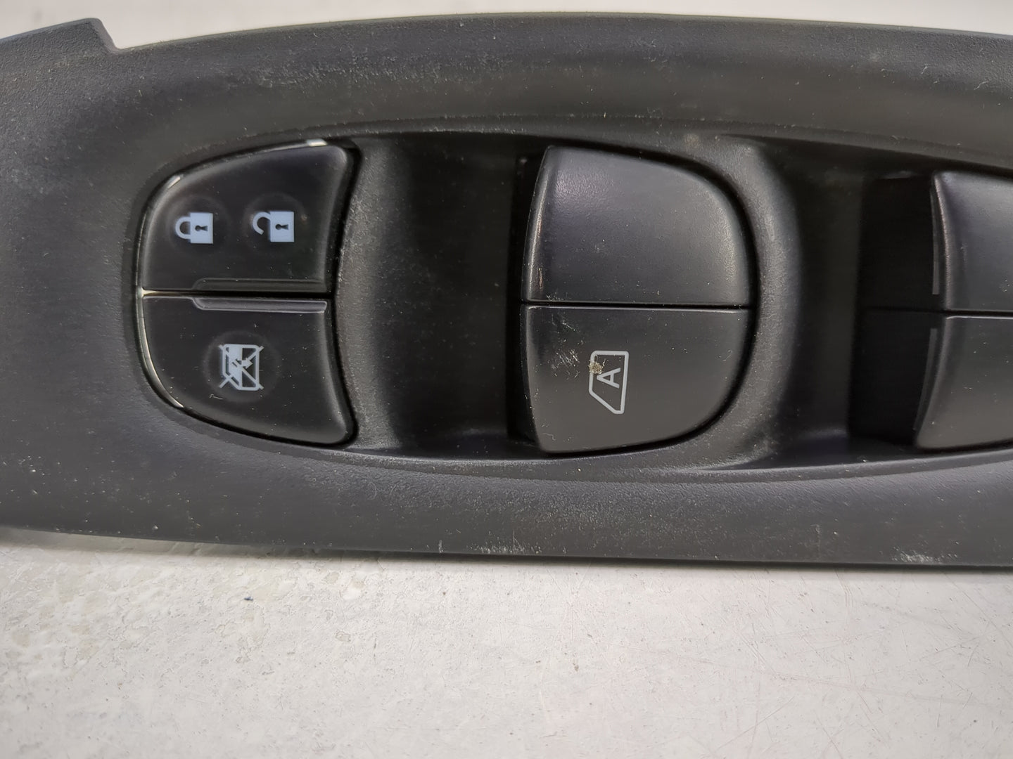 2014-2020 Nissan Rogue Master Power Window Switch Replacement Driver Side Left P/N:25401 4BA5A Fits OEM Used Auto Parts - Oe