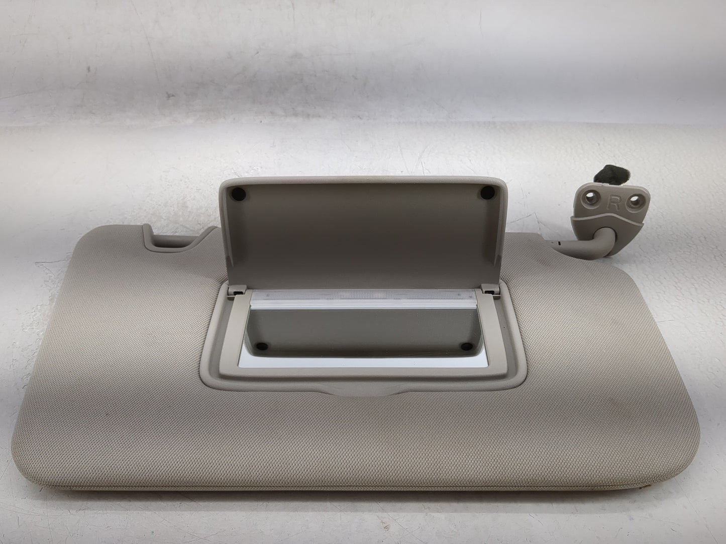 2014-2017 Nissan Rogue Sun Visor Shade Replacement Passenger Right Mirror Fits Fits 2014 2015 2016 2017 OEM Used Auto Parts 