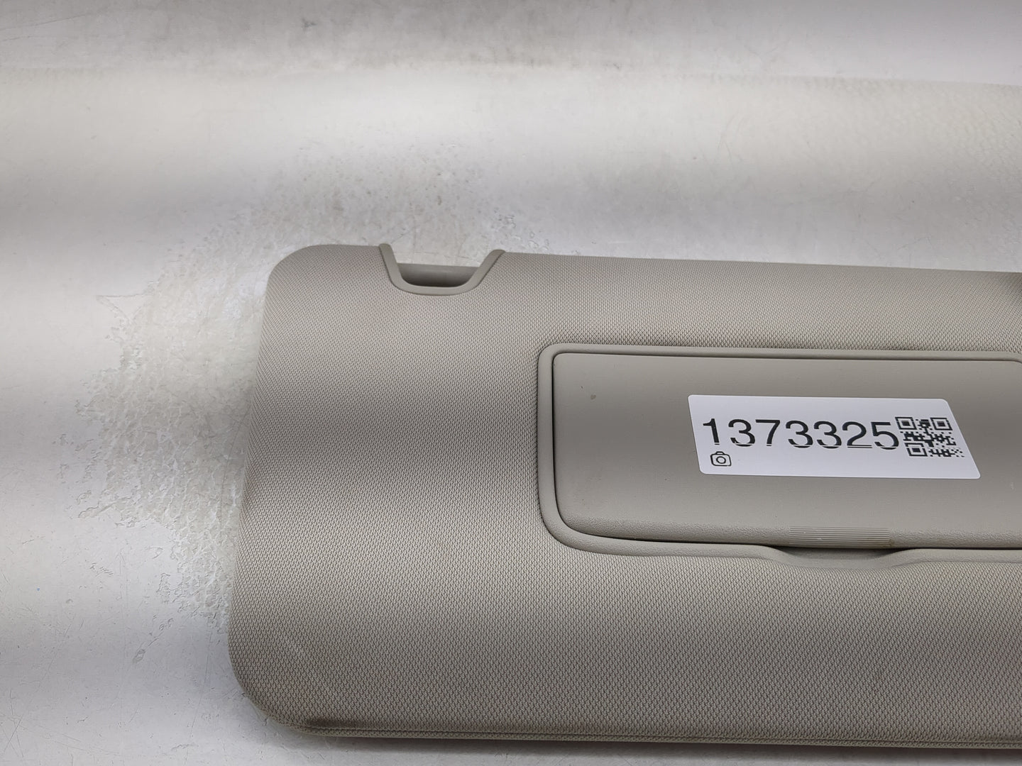 2014-2017 Nissan Rogue Sun Visor Shade Replacement Passenger Right Mirror Fits Fits 2014 2015 2016 2017 OEM Used Auto Parts 